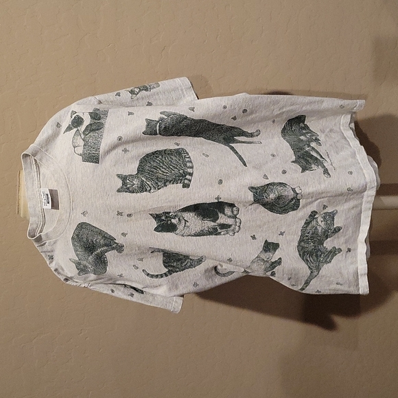 Other - Vintage All Over Print Cat tshirt Cat lover Vintage tshirt